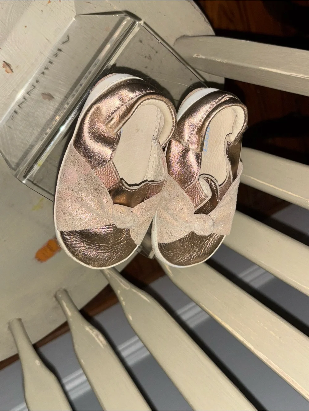 Robeez Metallic Rose  6-12 Gold Bow Slip-Ons